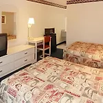 Econo Lodge Airport