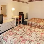Econo Lodge Airport