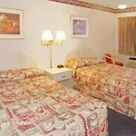 Econo Lodge Airport